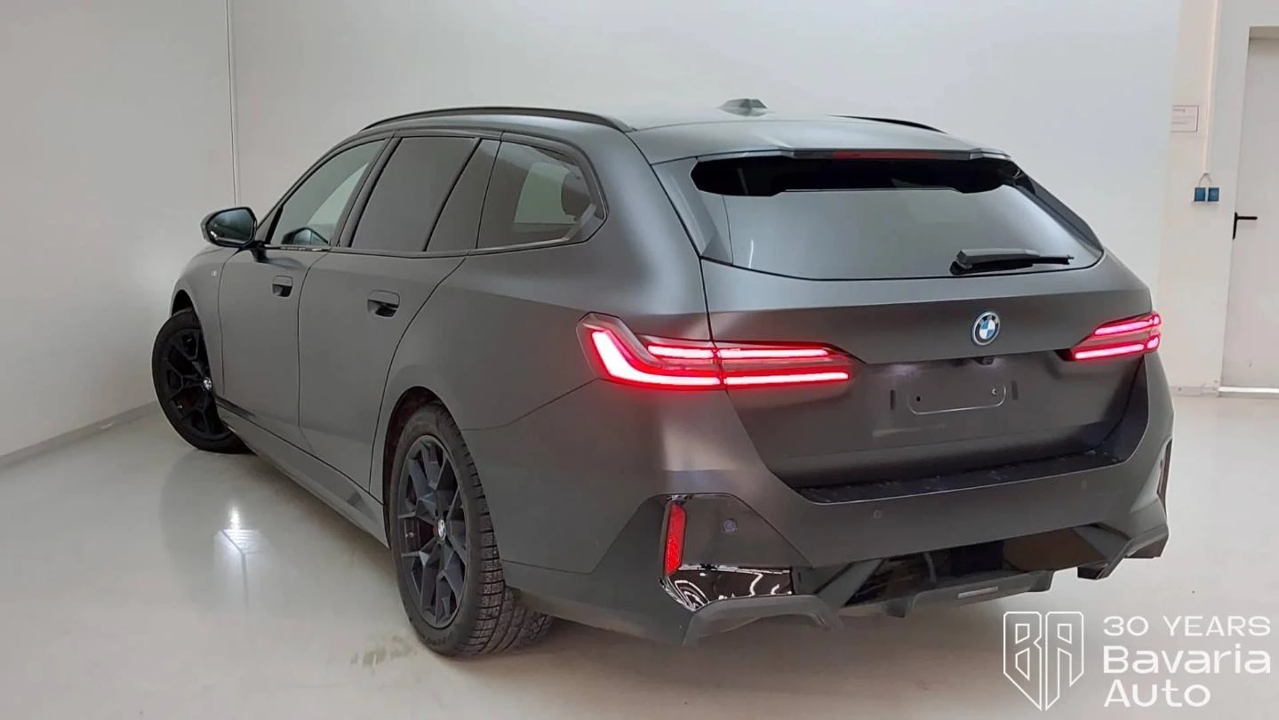 BMW i5 40 xDrive Touring M Sport Pro - изображение 2