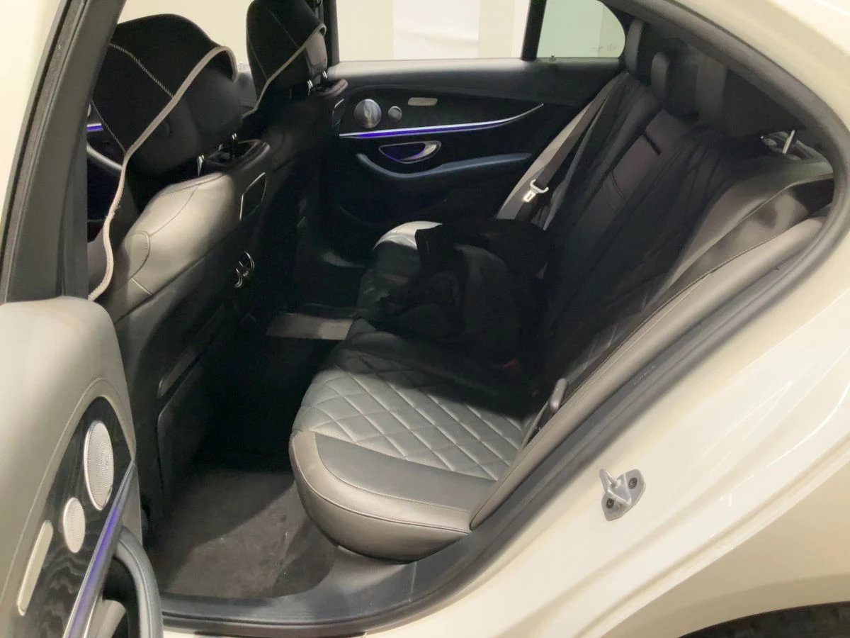 Mercedes-Benz E 400 d 4M AMG Line Designo/360/Head-up/Сервизна история - изображение 5