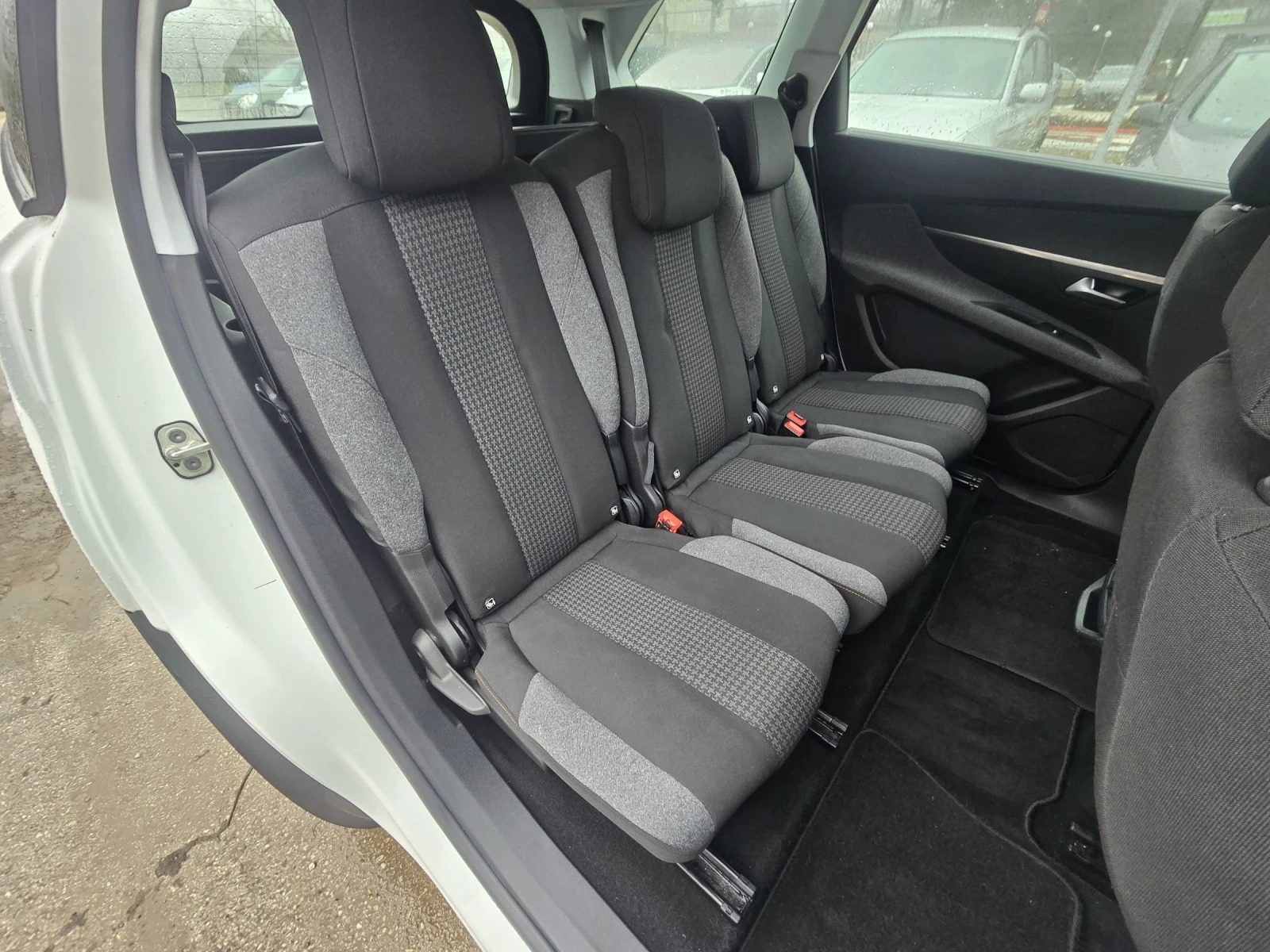 Peugeot 5008 1.5BLUEHDI 131�.� BUSINESS  | Mobile.bg � ����������� 14