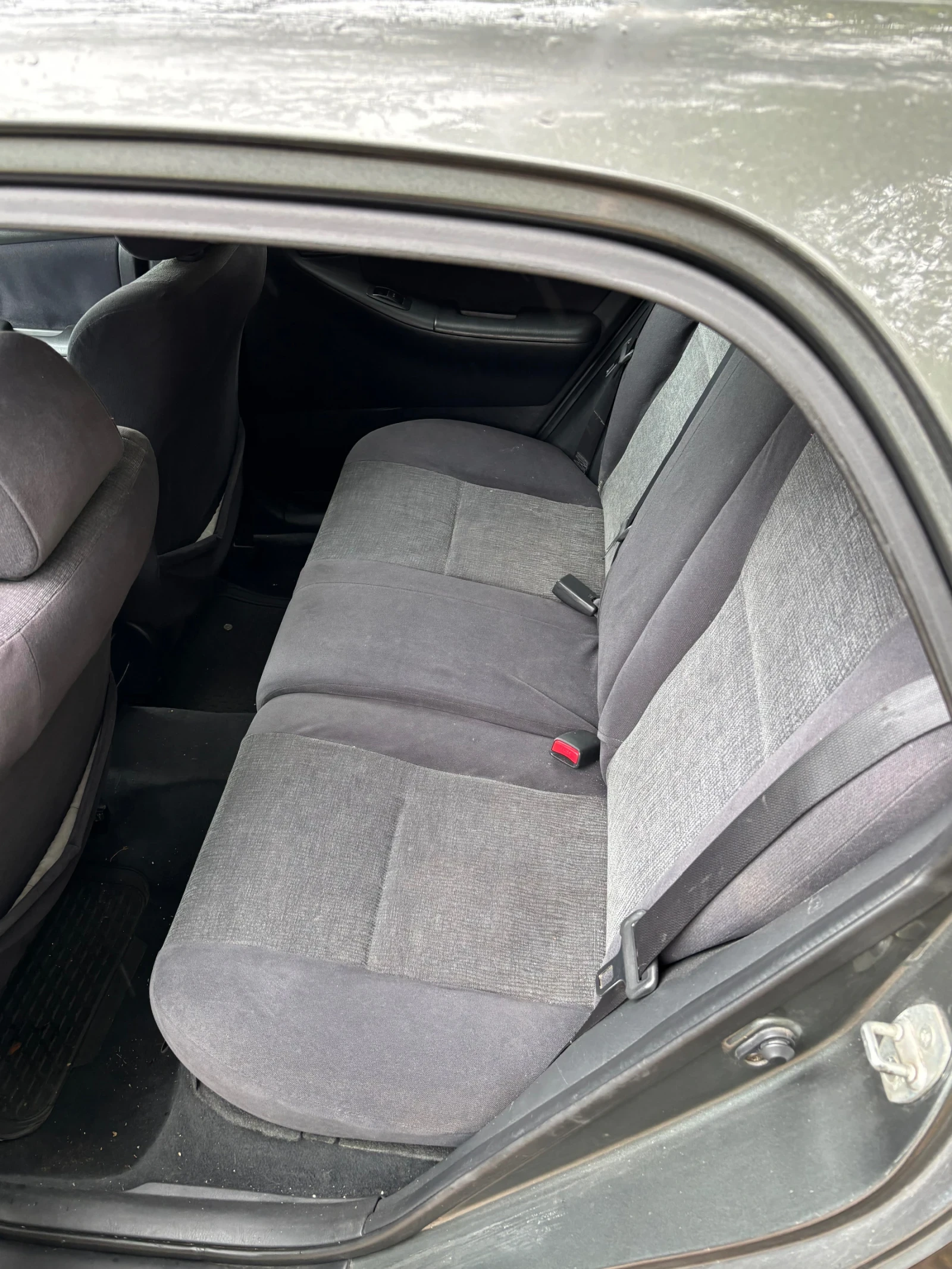 Toyota Corolla 2.0 D- 4 D - изображение 7