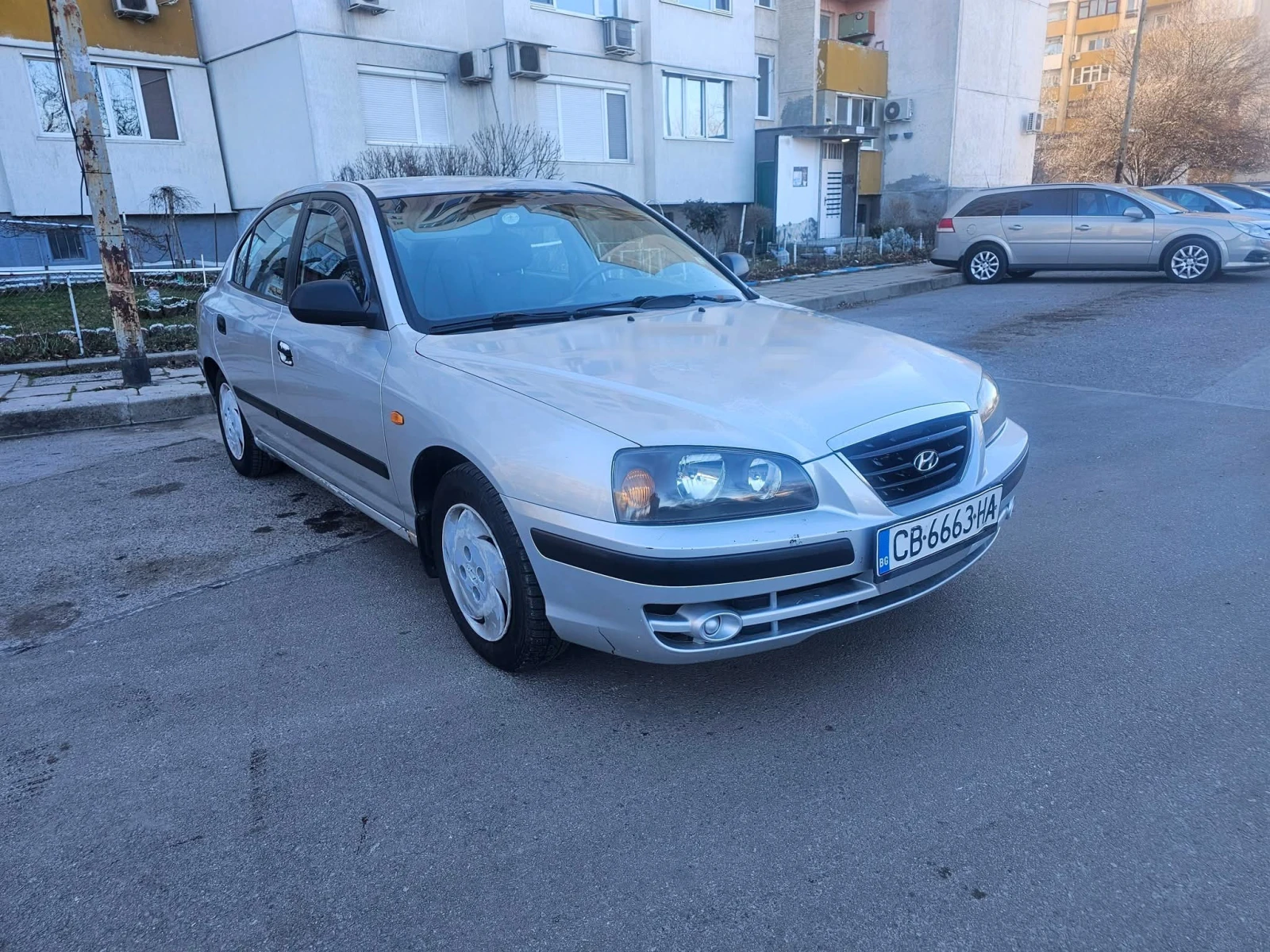 Hyundai Elantra Фейслифт, снимка 2 - Автомобили и джипове - 53785941