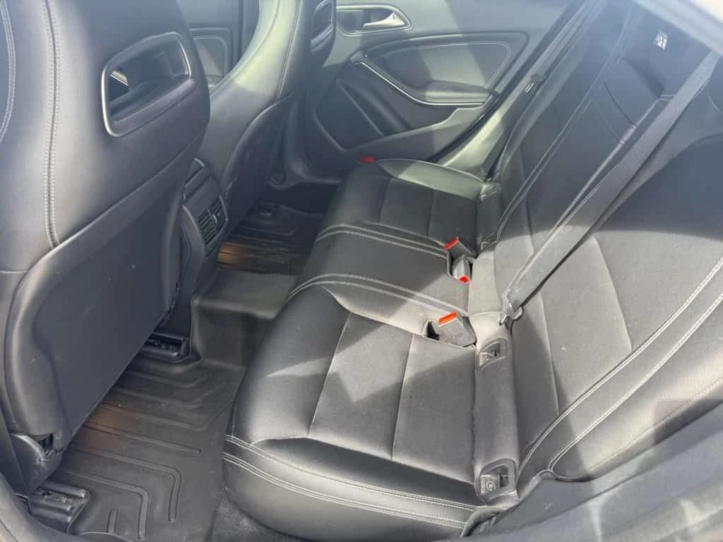 Mercedes-Benz CLA * CLA250 4MATIC * CARFAX * ЦЕНА ДО БГ, снимка 12 - Автомобили и джипове - 53903094