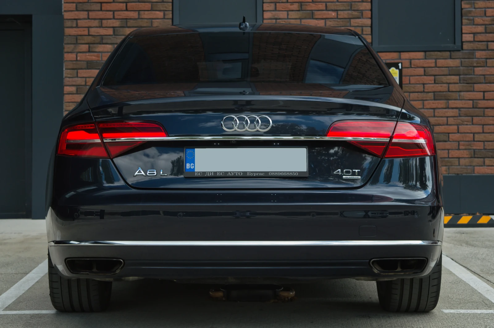 Audi A8 4.0 TFSI, снимка 2 - Автомобили и джипове - 54355878