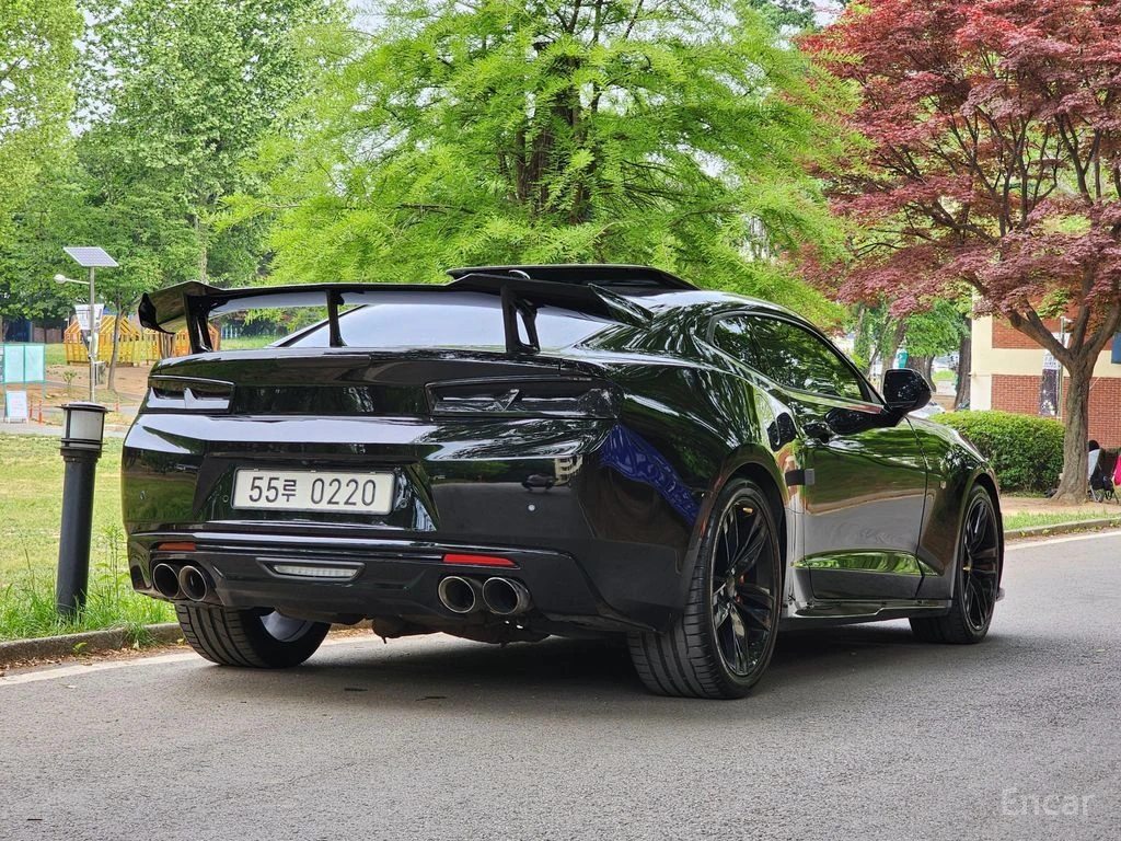 Chevrolet Camaro 6.2 SS* ZL1 PACK* FULL* BOSE* HEAD-UP* ГЕНЕРАЦИЯ* , снимка 3 - Автомобили и джипове - 54623201