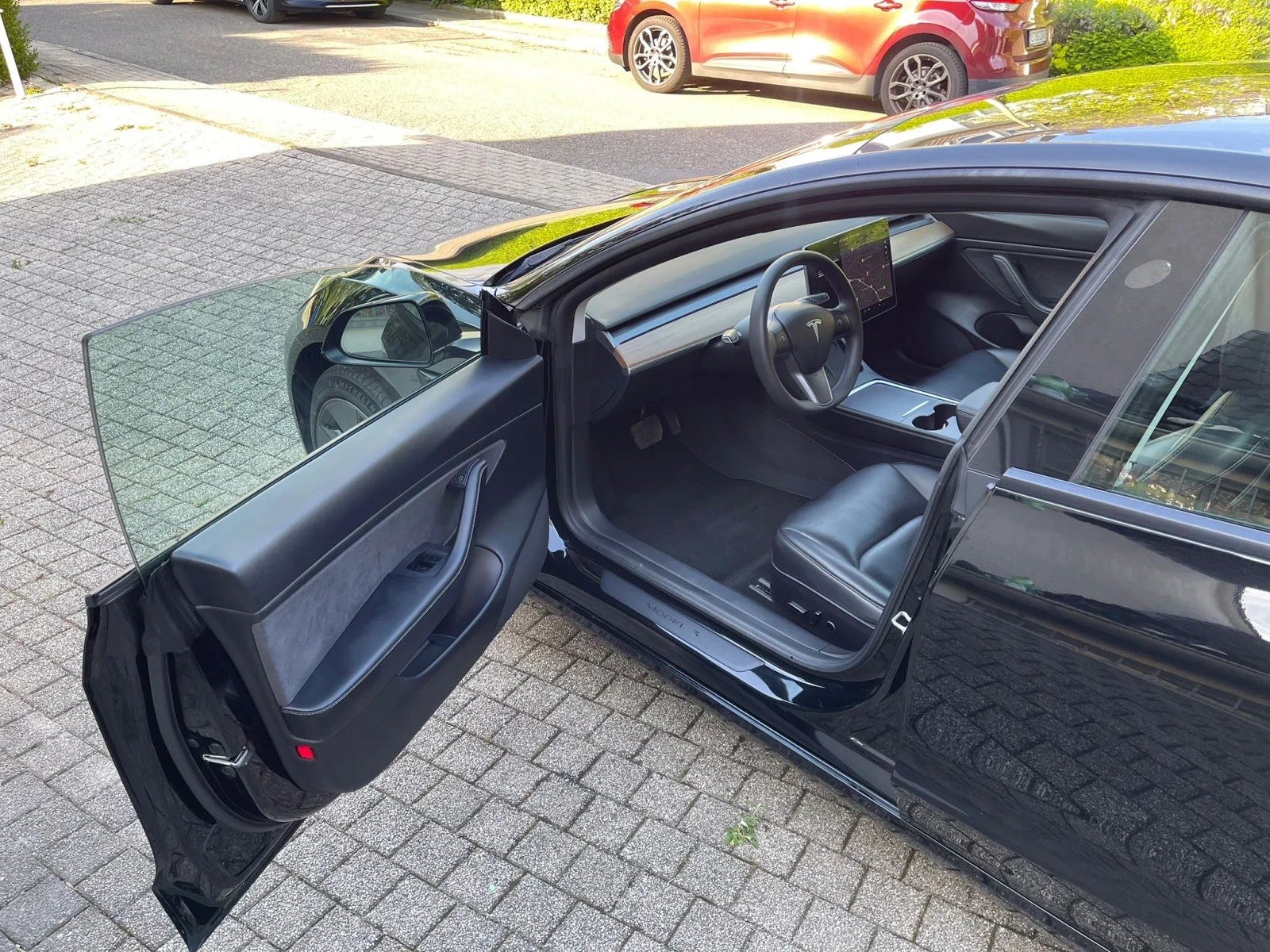 Tesla Model 3, снимка 8 - Автомобили и джипове - 54677578
