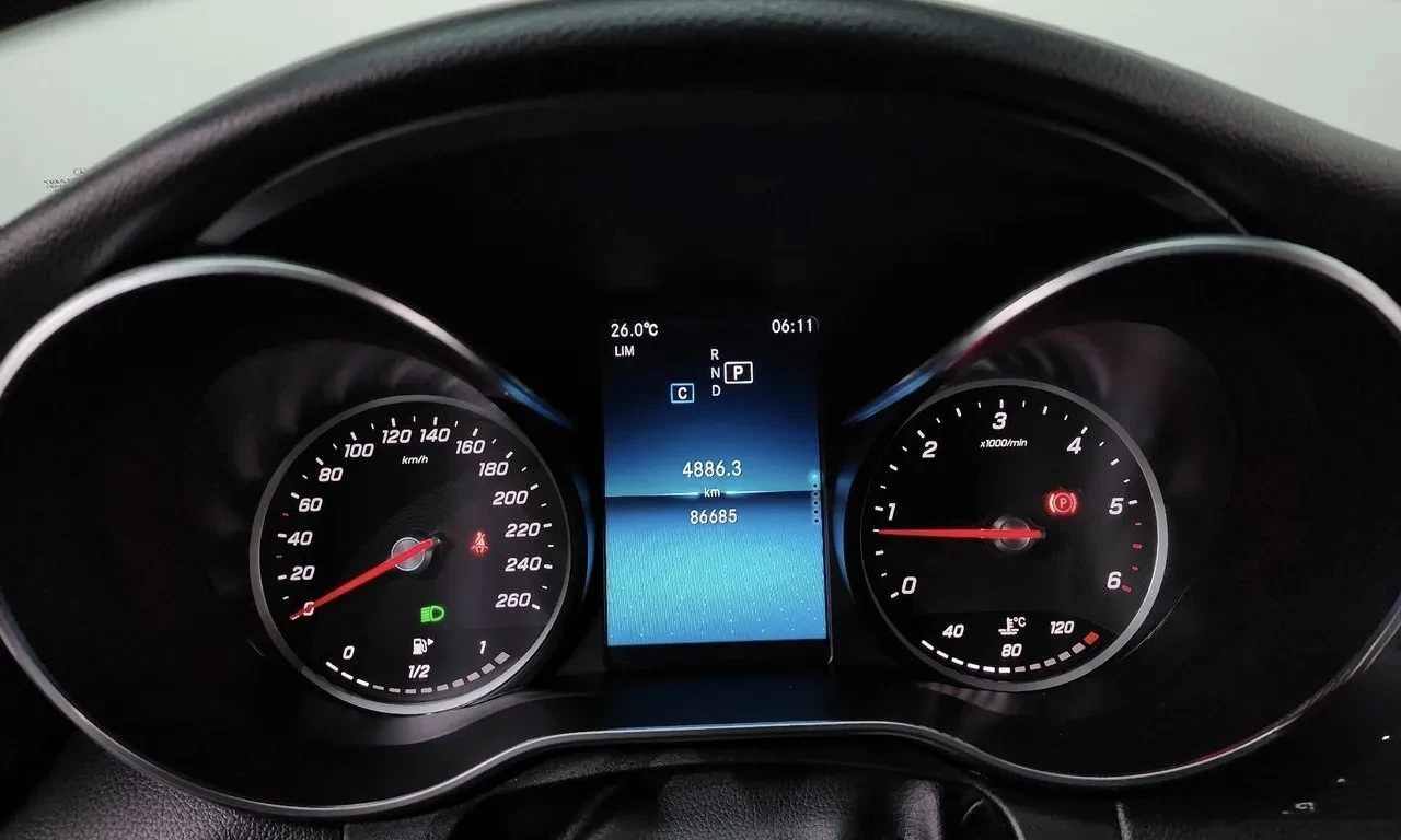 Mercedes-Benz C 220 2.2d coupe 4Matic LineAssist/panorama, снимка 9 - Автомобили и джипове - 55218529
