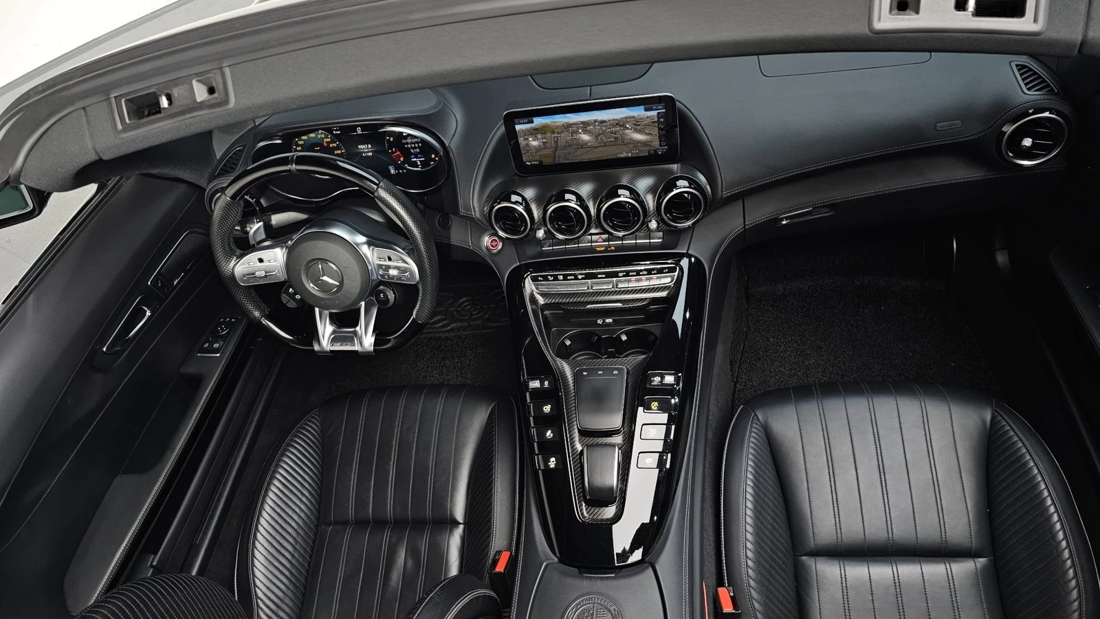 Mercedes-Benz AMG GT C BLIND SPOT* КРАЙНА ЦЕНА, снимка 7 - Автомобили и джипове - 55341647