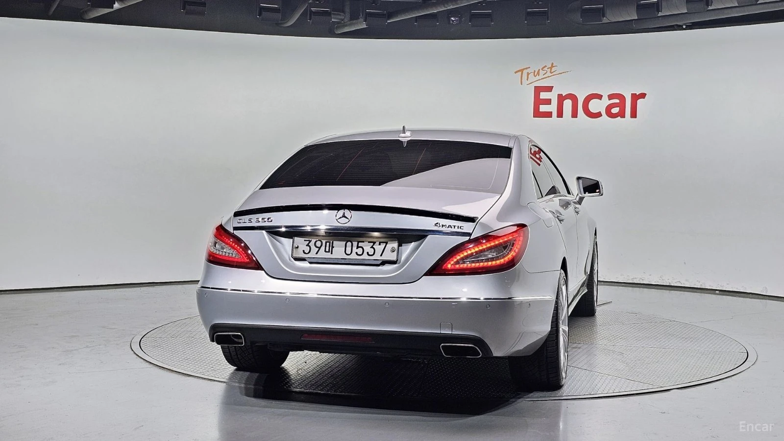 Mercedes-Benz CLS 350 4MATIC* КОЖА* ПОДГРЕВ* ОБДУХВ* BURMASTER* PANO* 36, снимка 4 - Автомобили и джипове - 55423341
