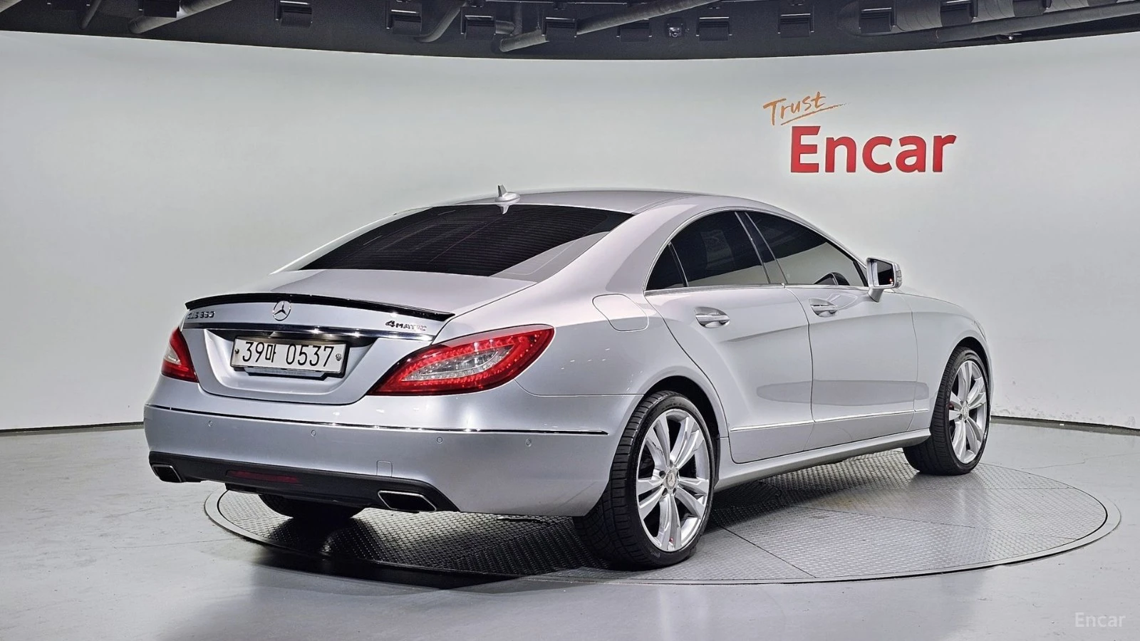 Mercedes-Benz CLS 350 4MATIC* КОЖА* ПОДГРЕВ* ОБДУХВ* BURMASTER* PANO* 36, снимка 2 - Автомобили и джипове - 55423341