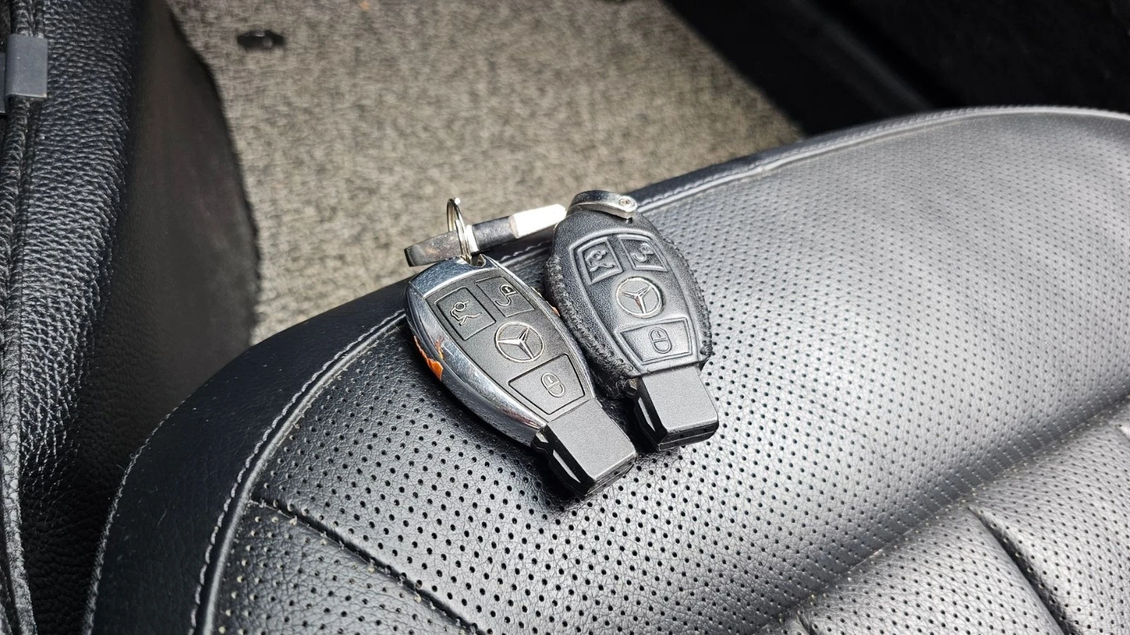 Mercedes-Benz CLS 350 4MATIC* КОЖА* ПОДГРЕВ* ОБДУХВ* BURMASTER* PANO* 36, снимка 17 - Автомобили и джипове - 55423341