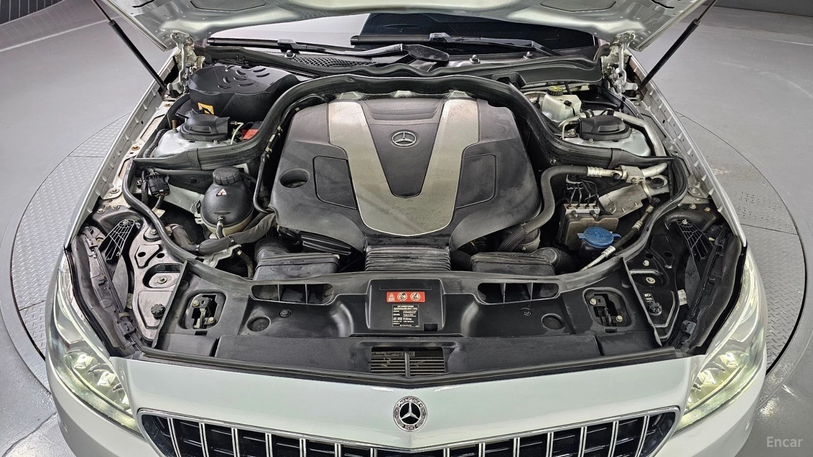 Mercedes-Benz CLS 350 4MATIC* КОЖА* ПОДГРЕВ* ОБДУХВ* BURMASTER* PANO* 36, снимка 6 - Автомобили и джипове - 55423341