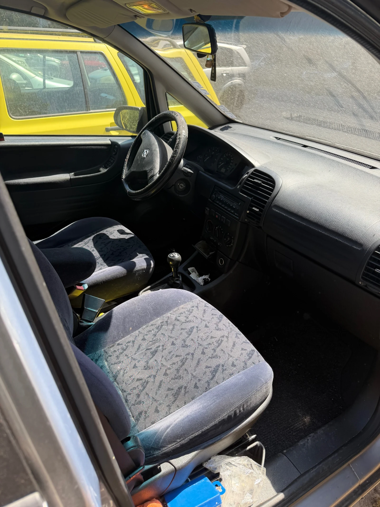 Opel Zafira, снимка 6 - Автомобили и джипове - 55738219