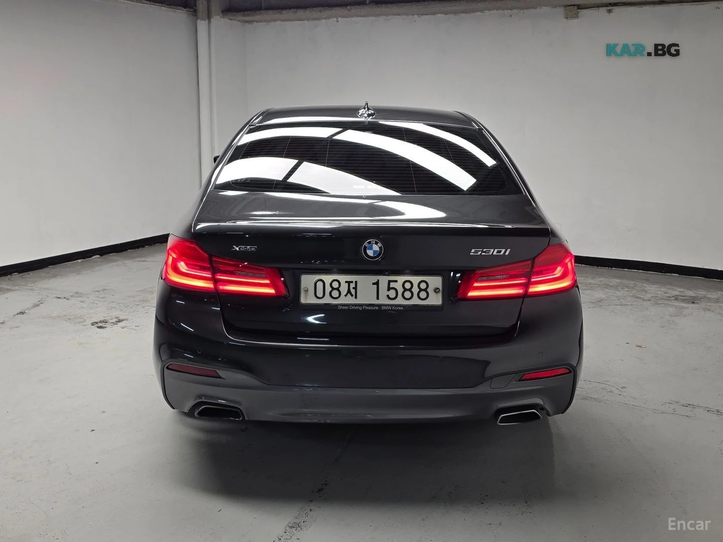 BMW 530 i - xDrive - M PKG - ПОДГРЕВИ - DISTRONIC, снимка 4 - Автомобили и джипове - 56071622