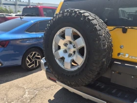 Toyota Fj cruiser * 4WD 4DR AUTO * CARFAX * ФИНАНСИРАНЕ, снимка 14