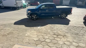     Toyota Tundra 5.7  !