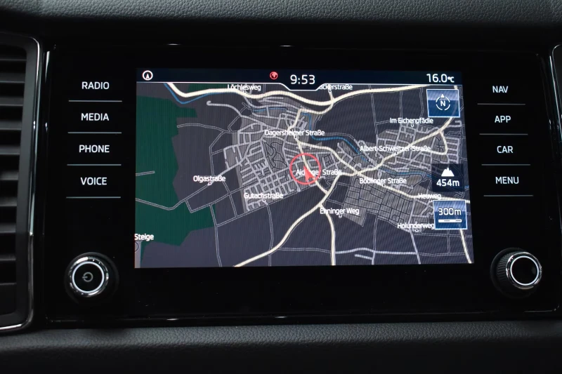 Skoda Kodiaq 1.5TSI/150HP/L&K/MEMO/360/CANTON/LED/NAVI/267g, снимка 6 - Автомобили и джипове - 51595030