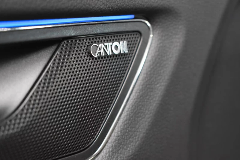 Skoda Kodiaq 1.5TSI/150HP/L&K/MEMO/360/CANTON/LED/NAVI/267g, снимка 10 - Автомобили и джипове - 51595030