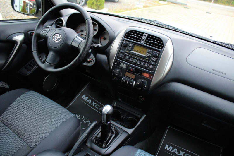 Toyota Rav4 2.0D-4D FACELIFT/СОБСТВЕН ЛИЗИНГ, снимка 12 - Автомобили и джипове - 52449010