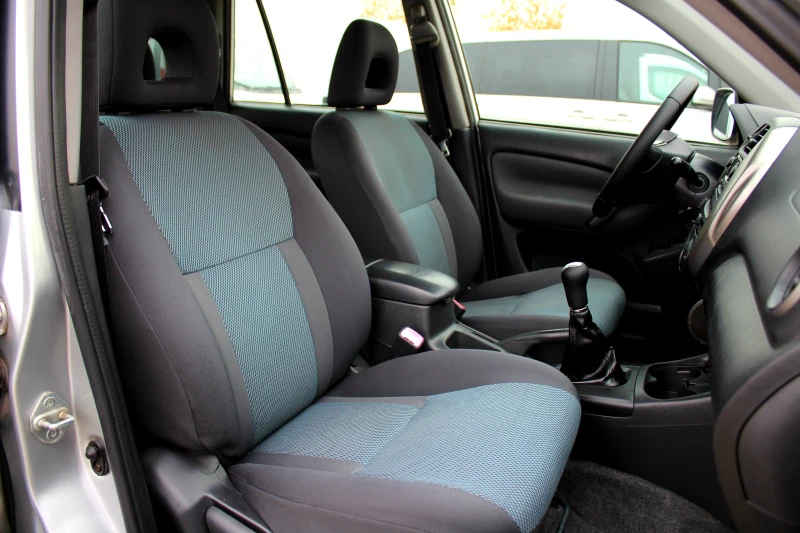 Toyota Rav4 2.0D-4D FACELIFT/СОБСТВЕН ЛИЗИНГ, снимка 14 - Автомобили и джипове - 52449010