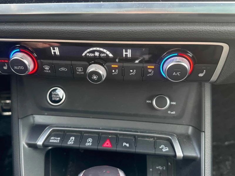 Audi Q3 * Progressiv * CARFAX * ЦЕНА ДО БГ, снимка 9 - Автомобили и джипове - 52786666