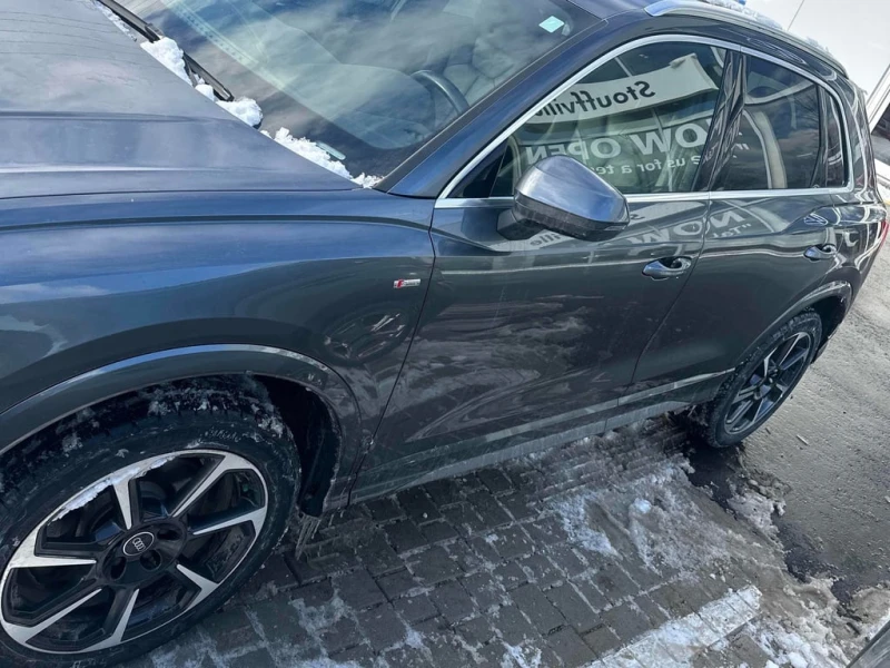 Audi Q3 * Progressiv * CARFAX * ЦЕНА ДО БГ, снимка 3 - Автомобили и джипове - 52786666