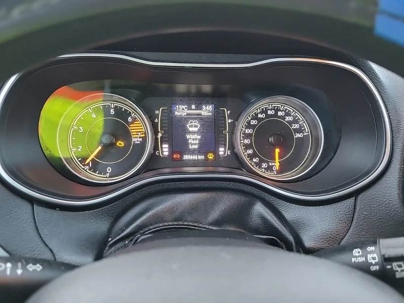 Jeep Cherokee * SPORT * CARFAX * БЕЗ ПЪРВОНАЧАЛНА ВНОСКА, снимка 10 - Автомобили и джипове - 52912879