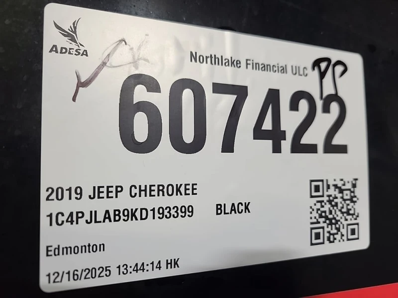 Jeep Cherokee * SPORT * CARFAX * БЕЗ ПЪРВОНАЧАЛНА ВНОСКА, снимка 14 - Автомобили и джипове - 52912879