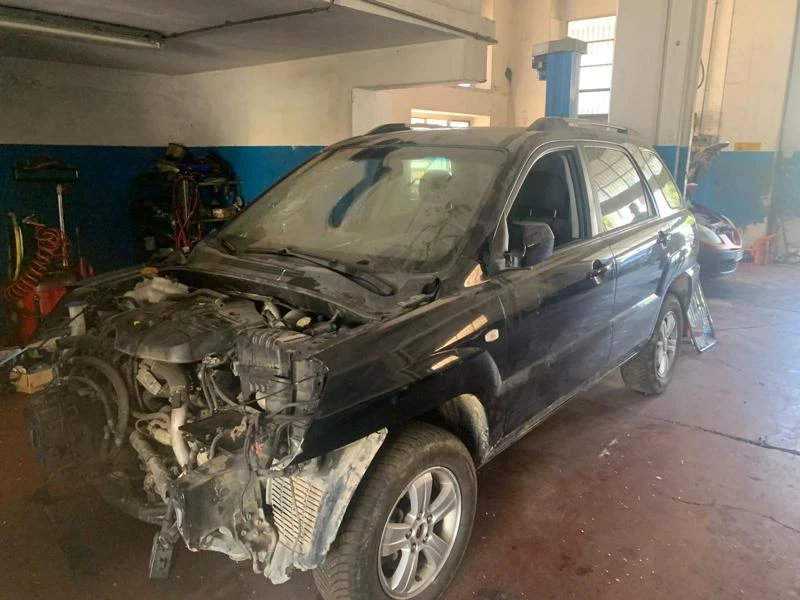 Kia Sportage CRDI, снимка 11 - Автомобили и джипове - 33687980