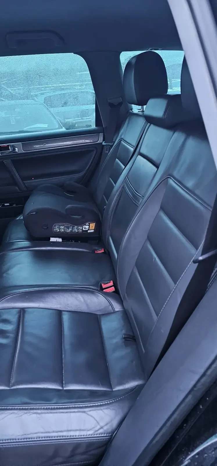 VW Touareg R-LINE V6 3.0TDI 239K Бартер , снимка 12 - Автомобили и джипове - 54601198
