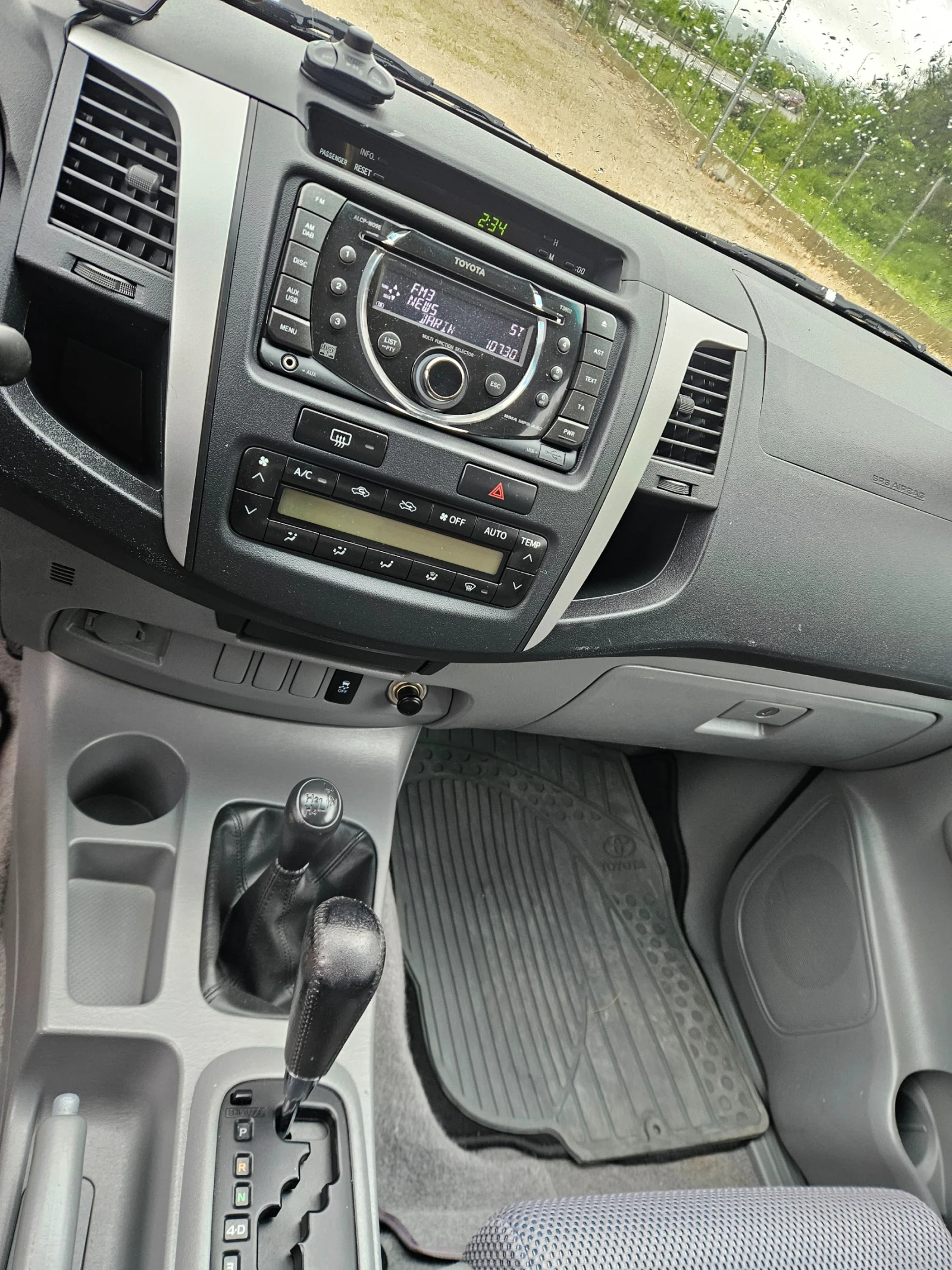 Toyota Hilux 3.0D4DАВТОМАТ | Mobile.bg — изображение 16