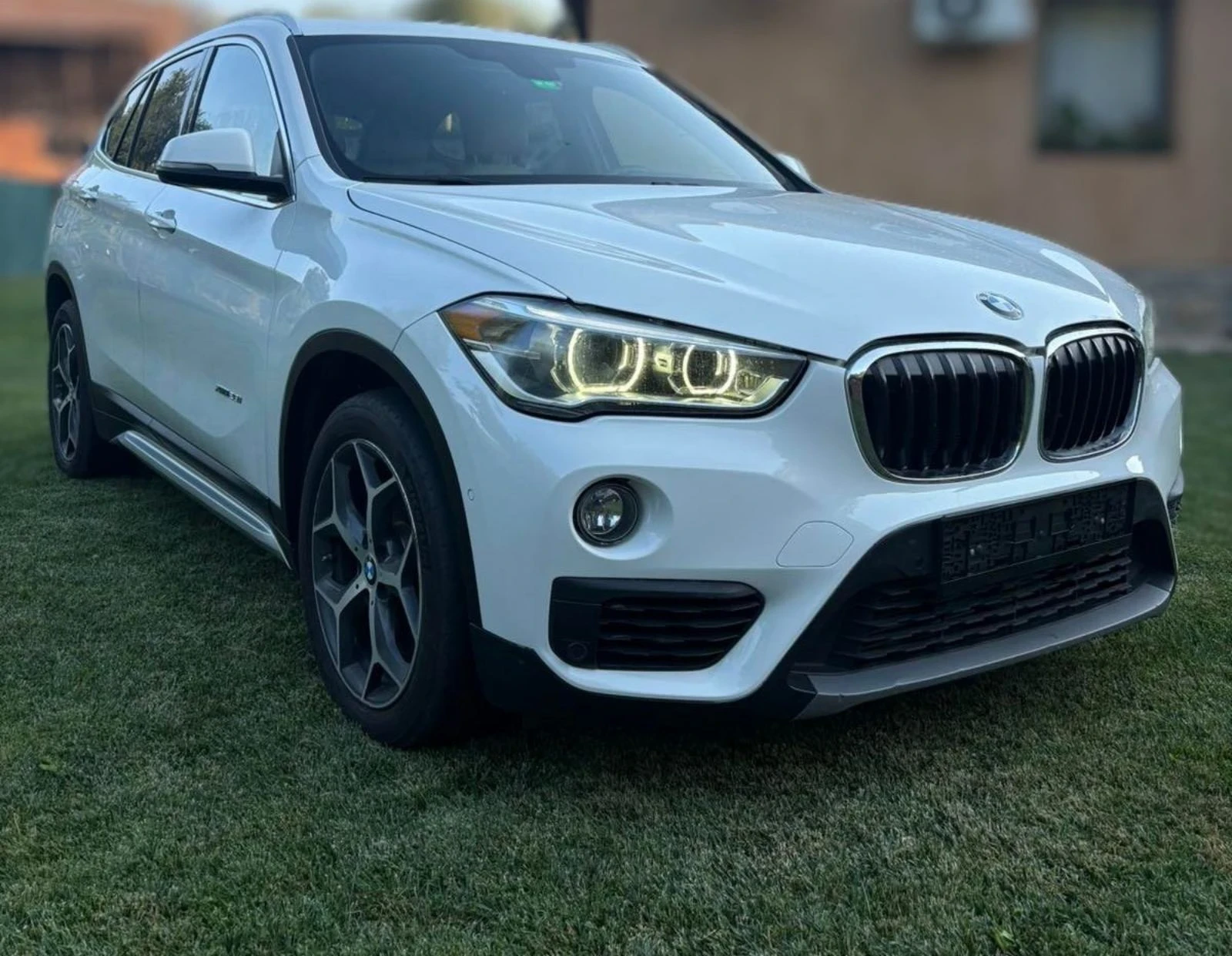 BMW X1 2.8L 4x4 - изображение 3
