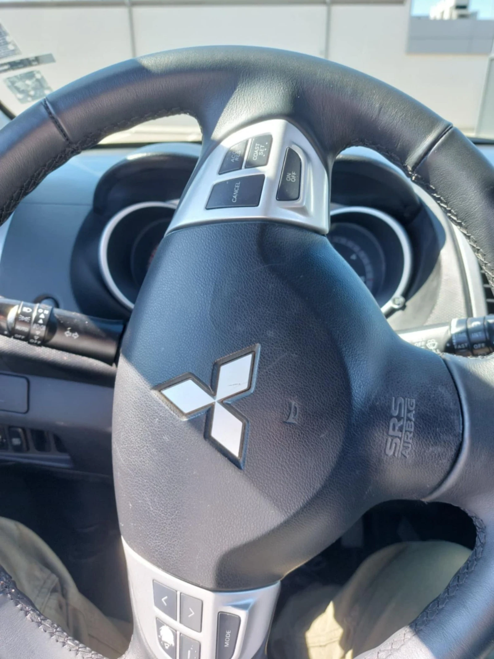 Mitsubishi Outlander  - изображение 4