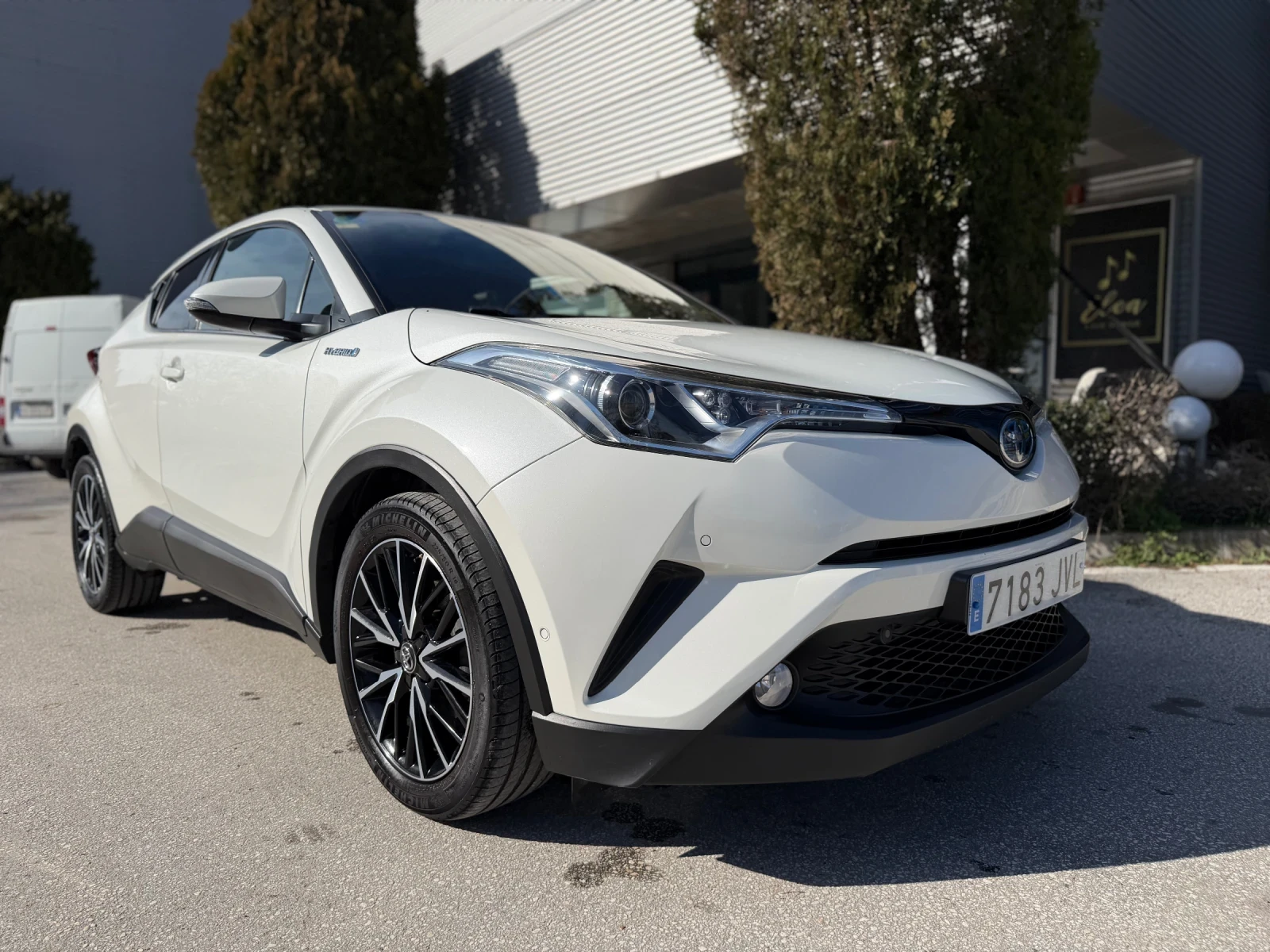Toyota C-HR Hybrid| ������| ����| �������� ������� | Mobile.bg � ����������� 3