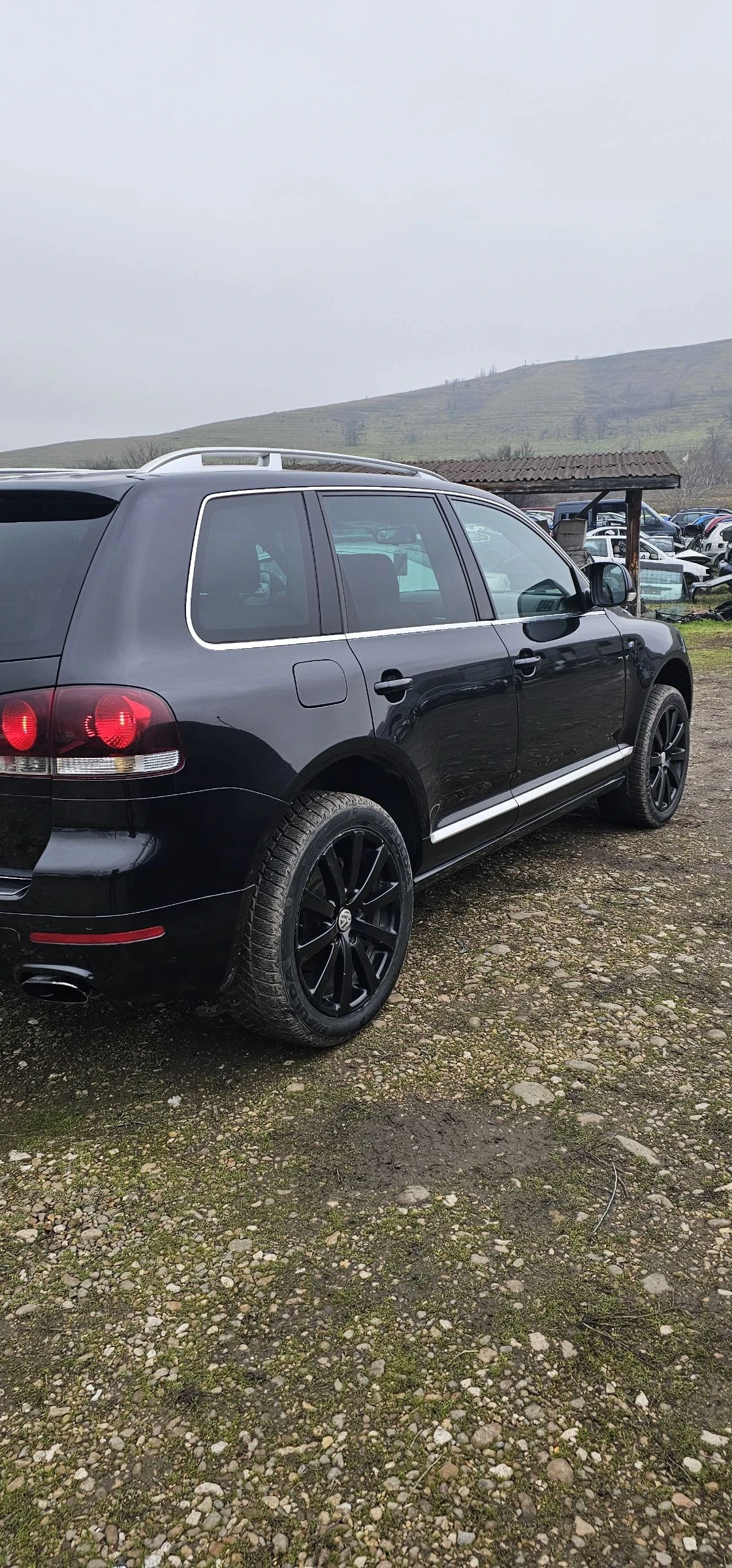 VW Touareg R-LINE V6 3.0TDI 239K Бартер , снимка 6 - Автомобили и джипове - 54601198