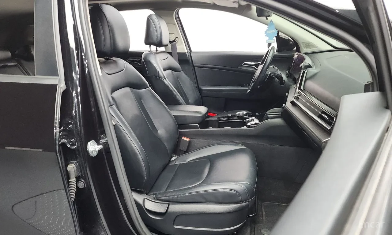 Kia Sportage Hybrid (5th Gen), снимка 11 - Автомобили и джипове - 54821125