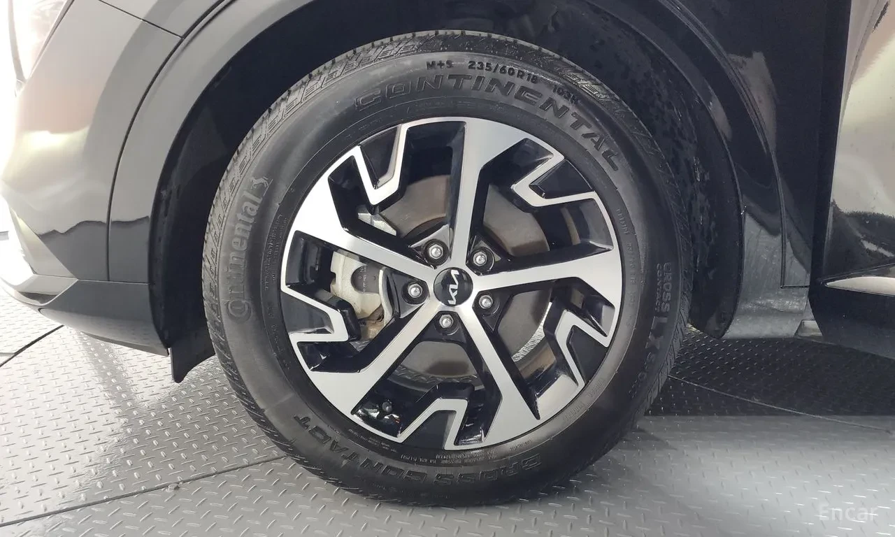 Kia Sportage Hybrid (5th Gen), снимка 5 - Автомобили и джипове - 54821125