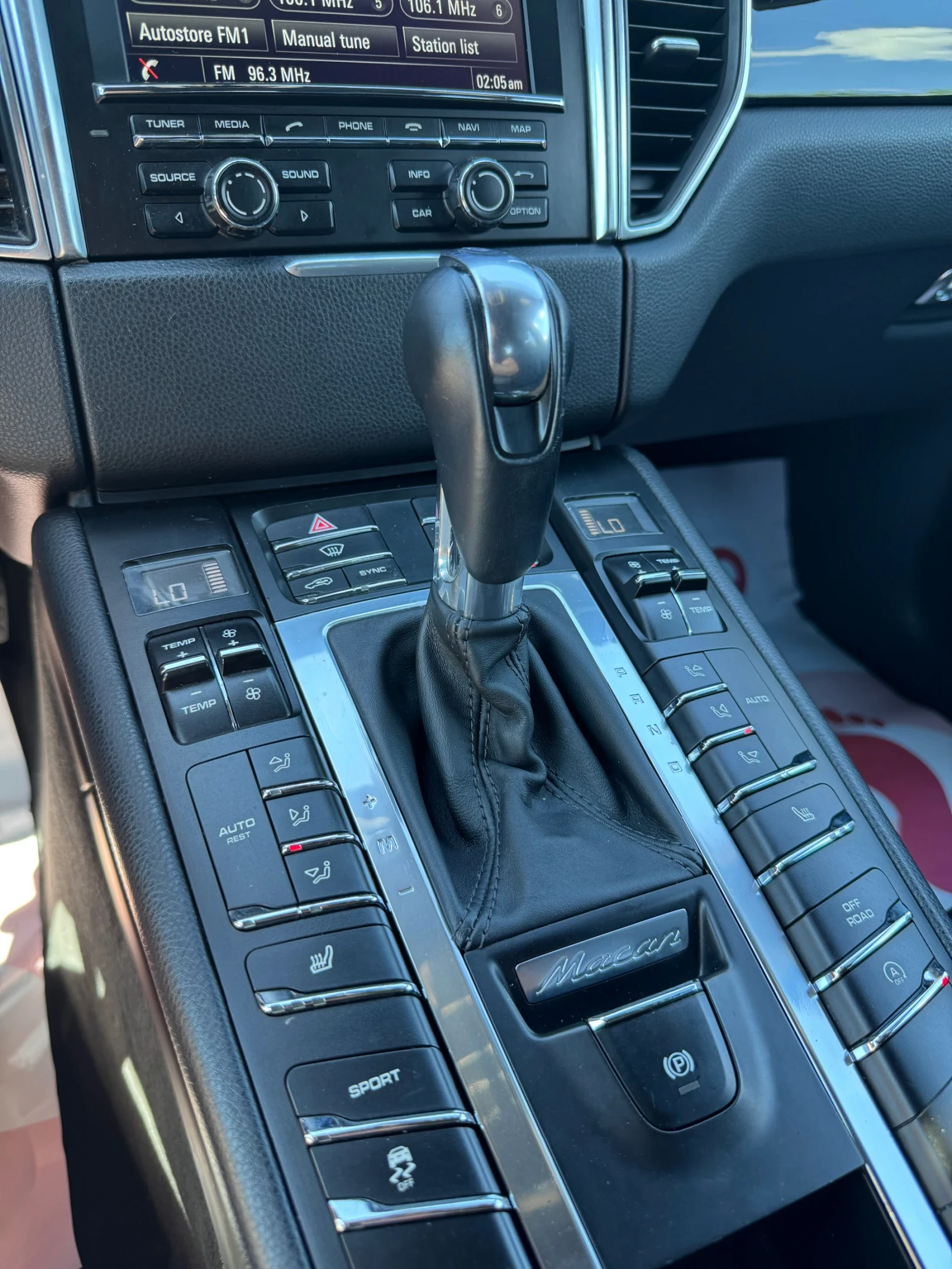 Porsche Macan, снимка 11 - Автомобили и джипове - 55085813