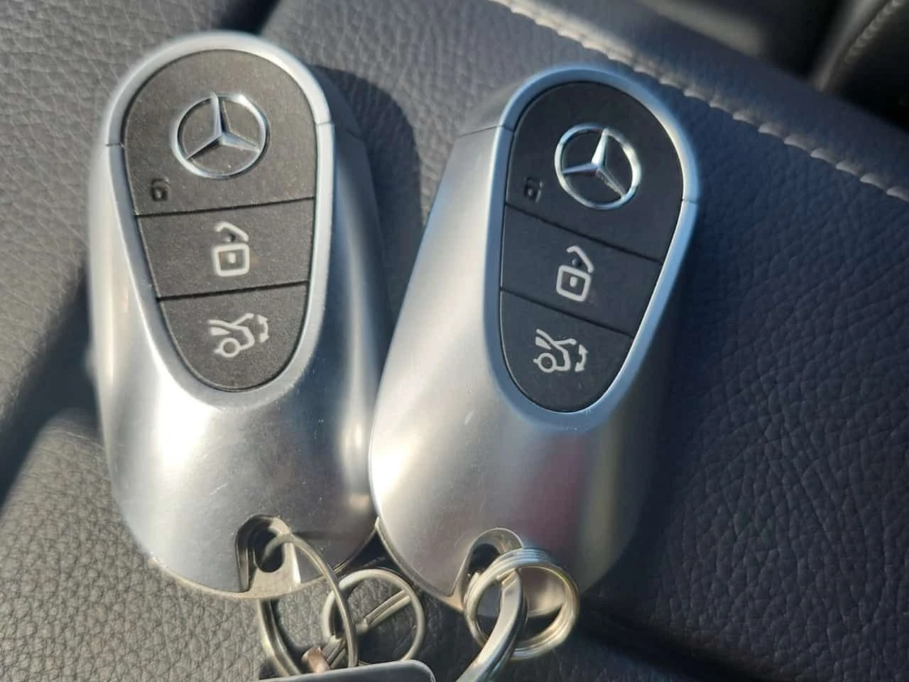 Mercedes-Benz EQE * 350 4MATIC * CARFAX * , снимка 10 - Автомобили и джипове - 55310578