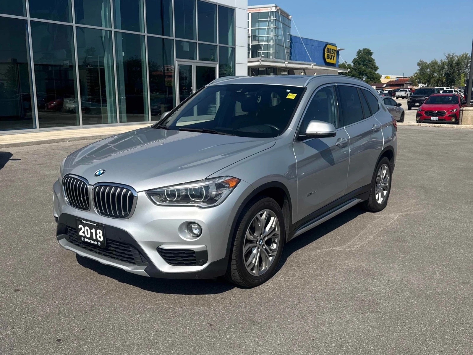 BMW X1 xDrive28i Автокредит Цена до България