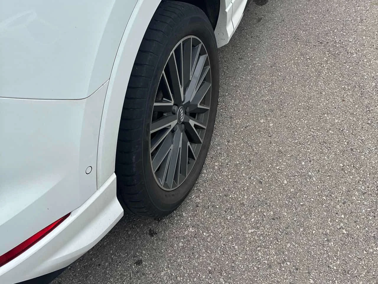 Audi Q3 Technik / 360 / DISTRONIC / B&O / CARFAX , снимка 12 - Автомобили и джипове - 55602470
