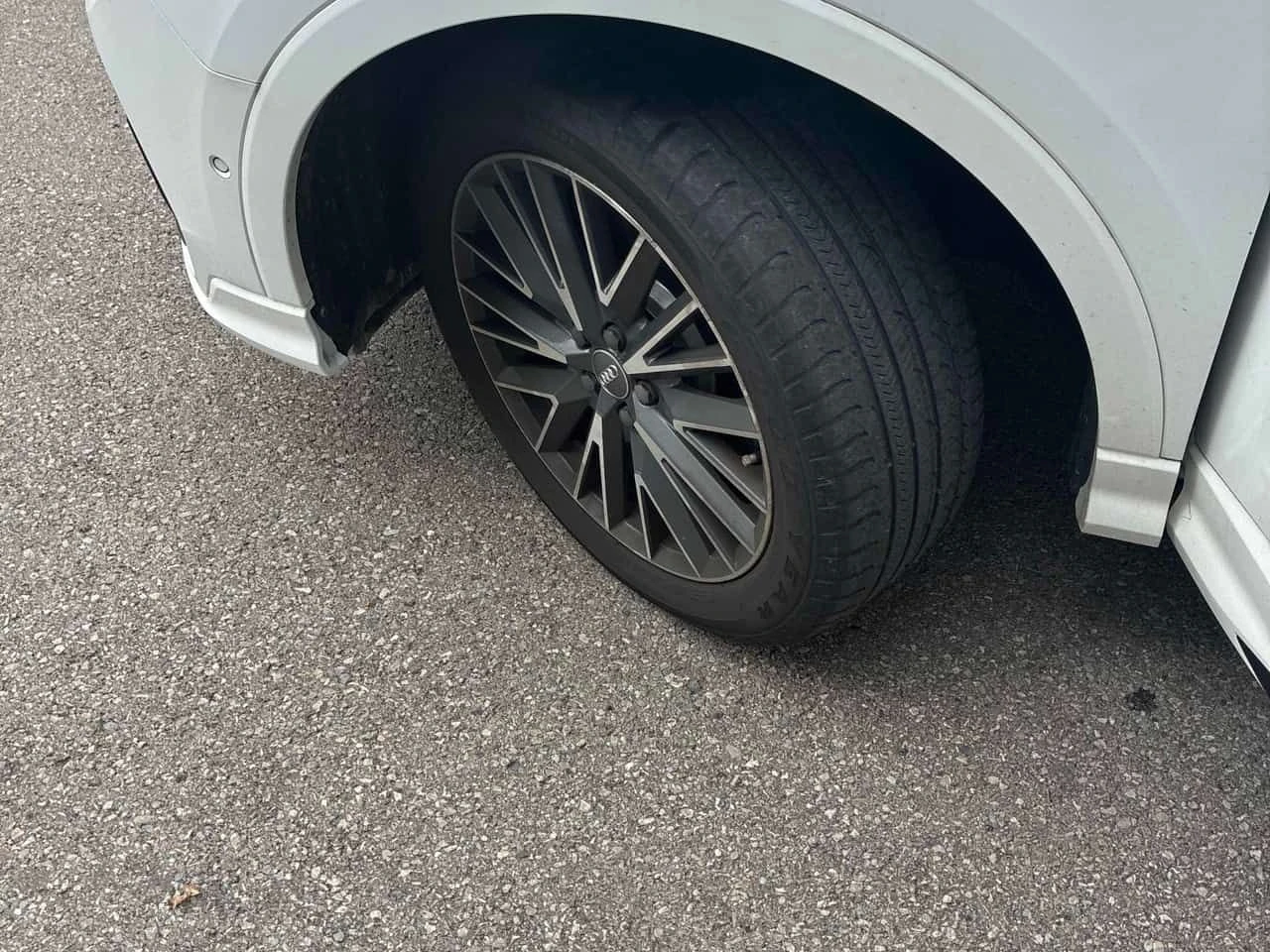 Audi Q3 Technik / 360 / DISTRONIC / B&O / CARFAX , снимка 14 - Автомобили и джипове - 55602470
