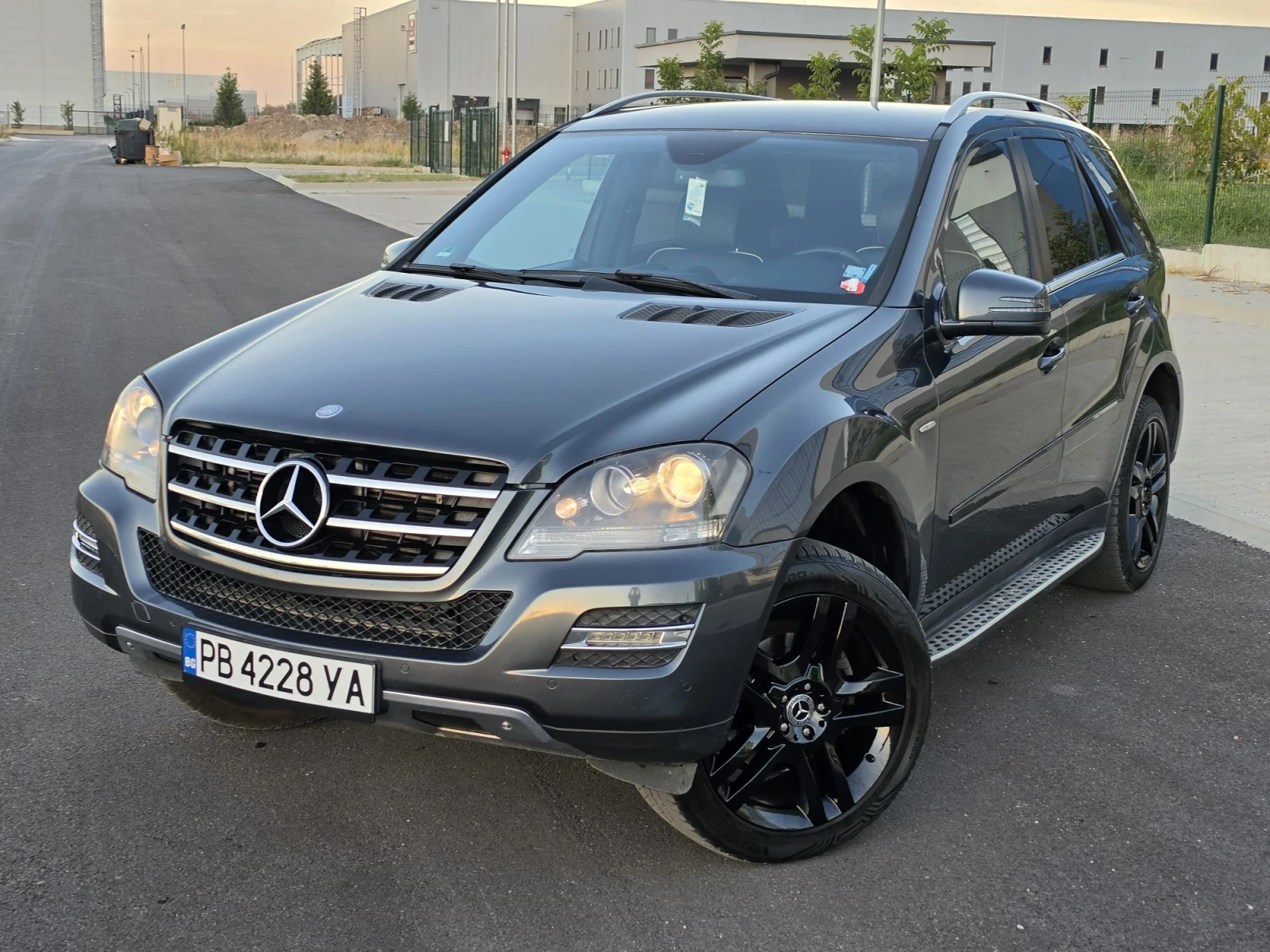 Mercedes-Benz ML 350 350cdi/Grand Edition/ FUL-FUL