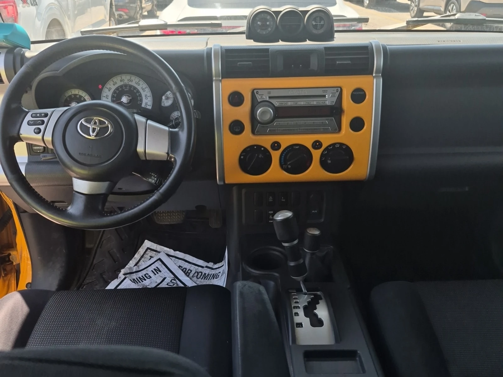 Toyota Fj cruiser * 4WD 4DR AUTO * CARFAX * ����������� | Mobile.bg � ����������� 10