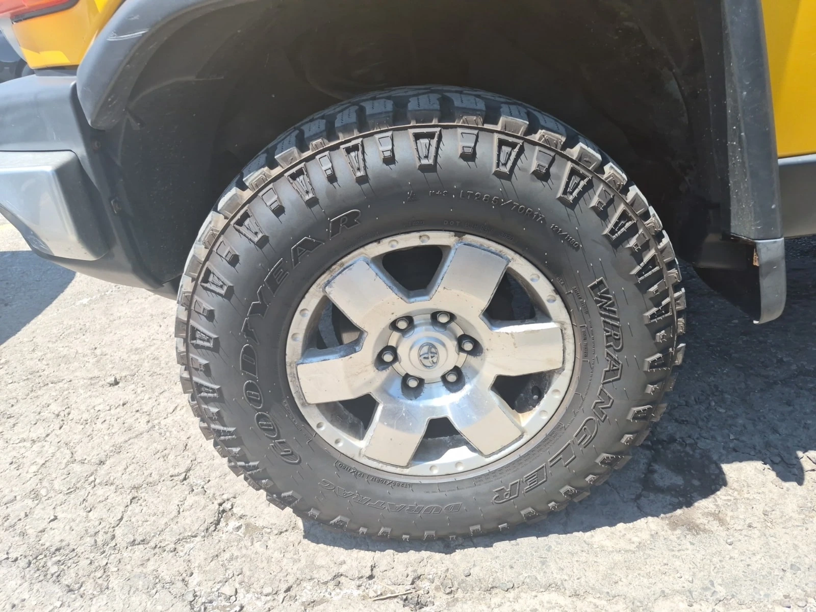 Toyota Fj cruiser * 4WD 4DR AUTO * CARFAX * ����������� | Mobile.bg � ����������� 6