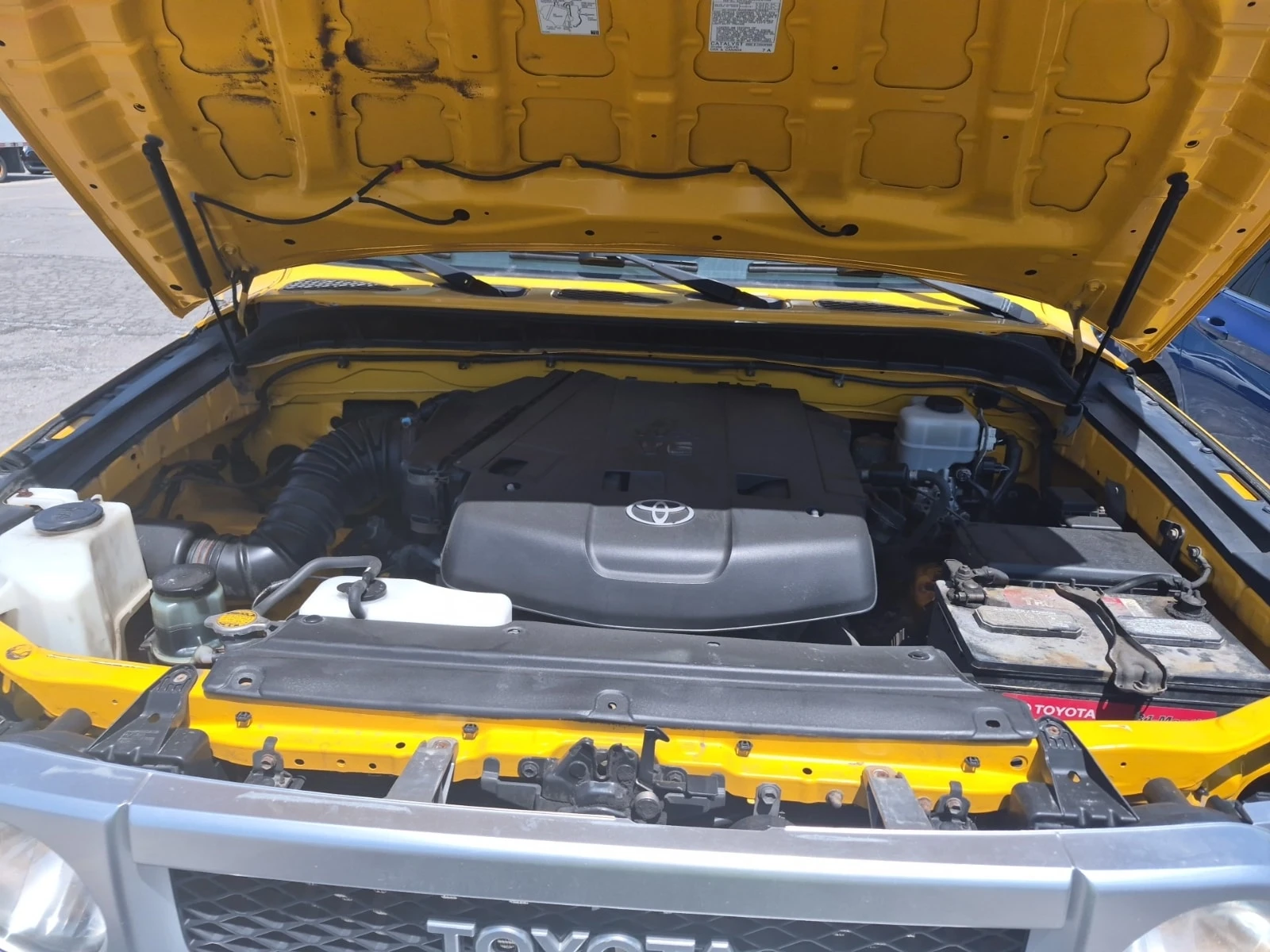Toyota Fj cruiser * 4WD 4DR AUTO * CARFAX * ����������� | Mobile.bg � ����������� 17