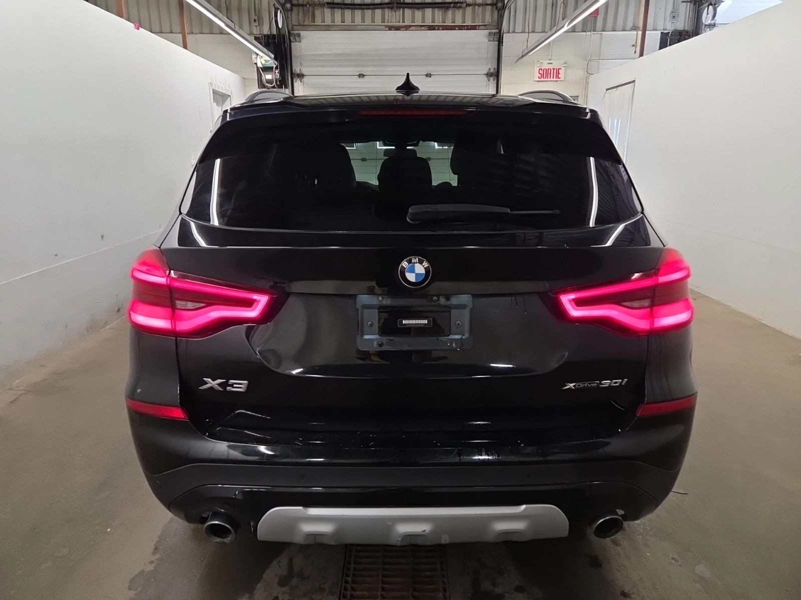 BMW X3  XDRIVE30I / АВТОКРЕДИТ / ПАНОРАМА / МАХАГОН , снимка 5 - Автомобили и джипове - 55898330