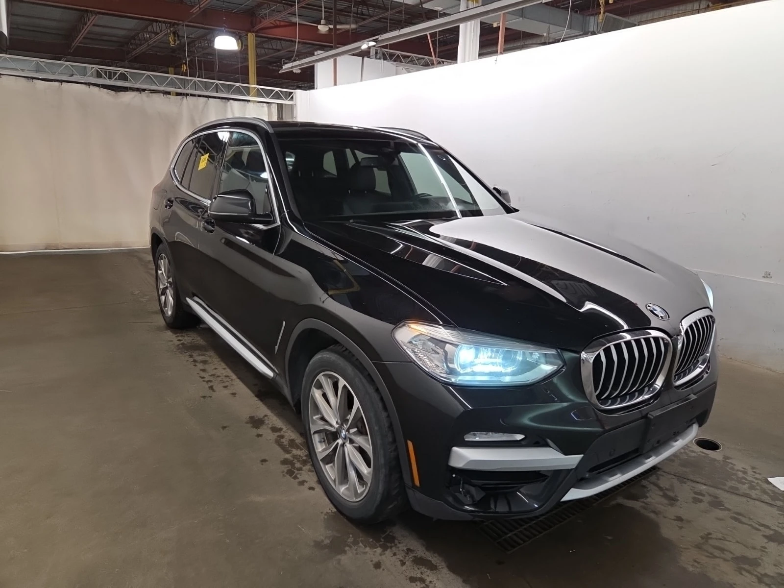 BMW X3  XDRIVE30I / АВТОКРЕДИТ / ПАНОРАМА / МАХАГОН , снимка 2 - Автомобили и джипове - 55898330