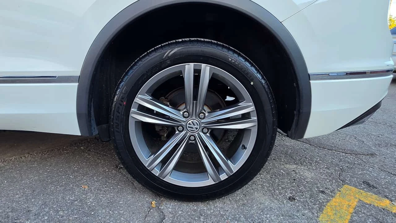 VW Tiguan * Highline * АВТОКРЕДИТ * ГЛАВНО ПРЕДСТАВИТЕЛСТВО , снимка 7 - Автомобили и джипове - 56307504