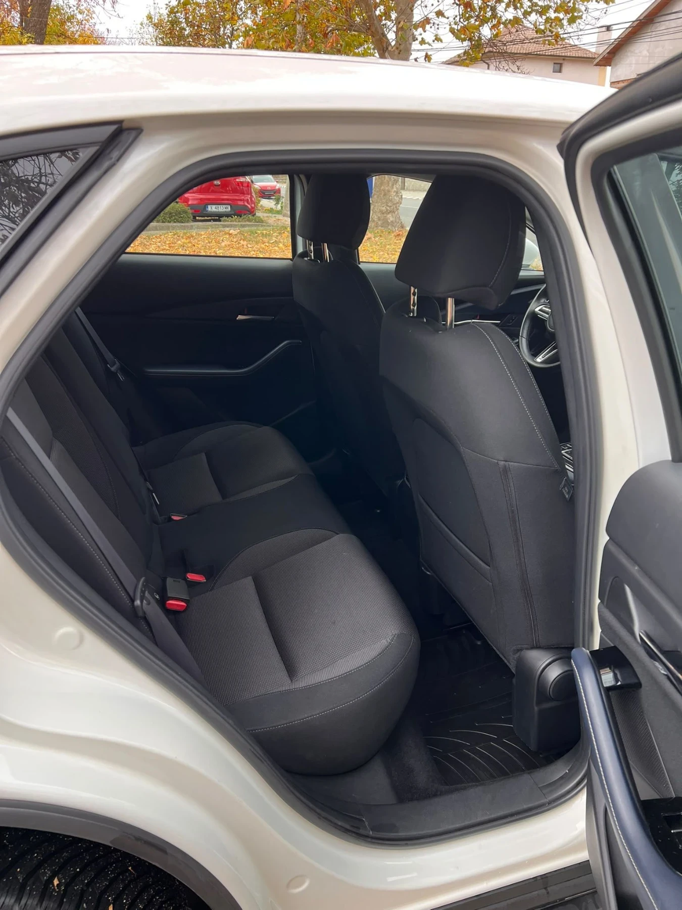 Mazda CX-30, снимка 14 - Автомобили и джипове - 56733185