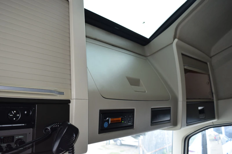 Volvo Fh, снимка 10 - Камиони - 52065849